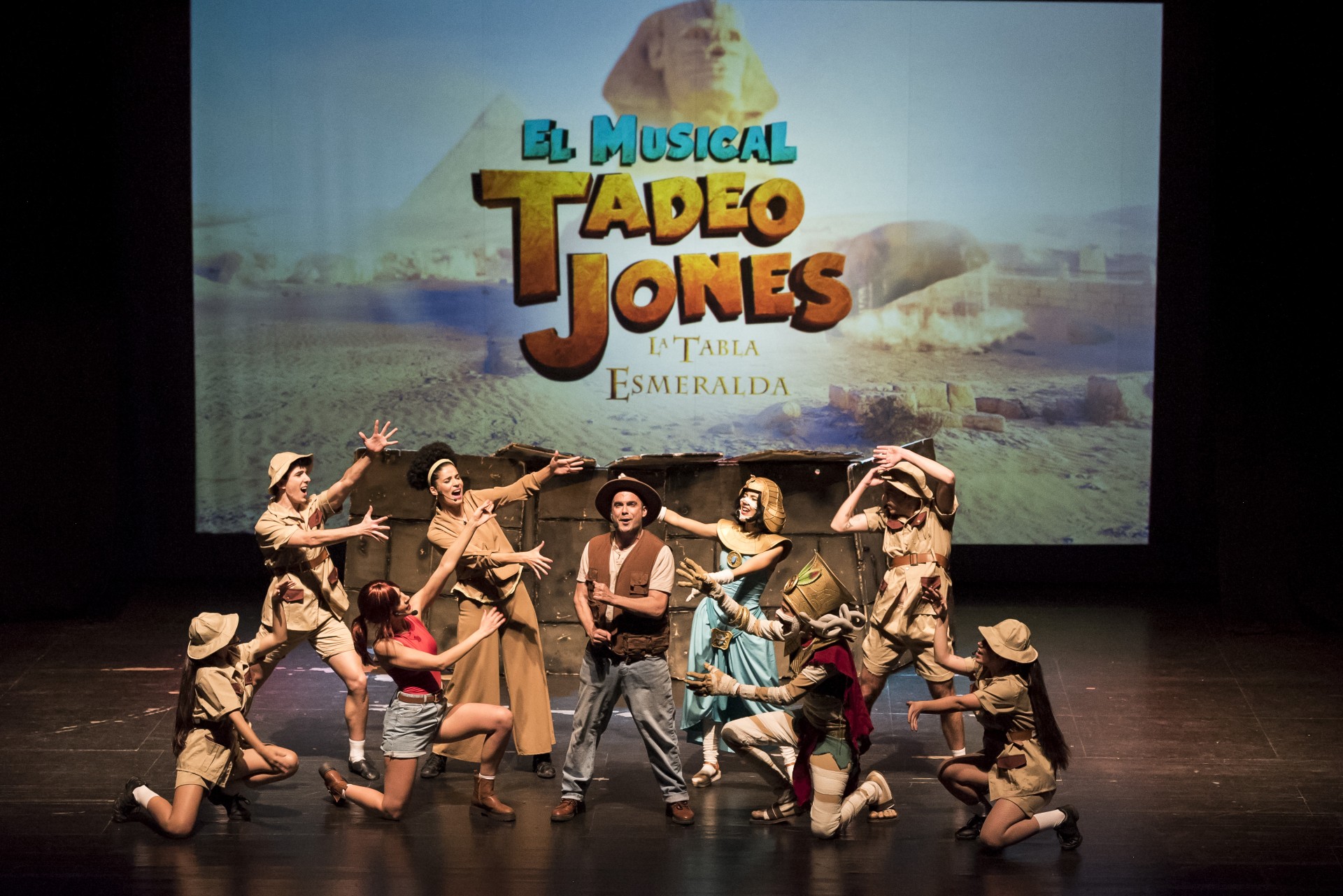 ESPECTCULO FAMILAR: El Musical Tadeo Jones en 'La Tabla Esmeralda'. Teatro Circo Apolo el Algar